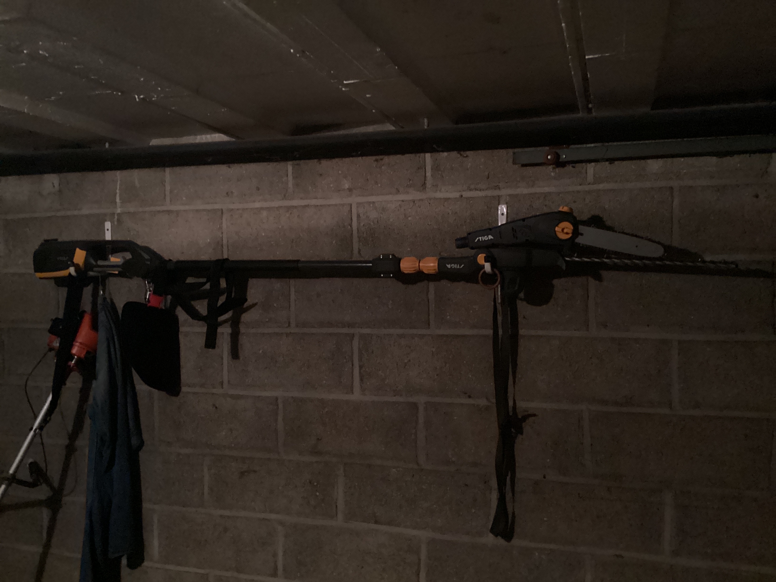 Location taille haie 49 entre particuliers